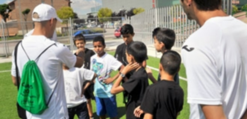 Los monitores desarrollarán módulos de igualdad y contra la violencia de género en todos los campamentos. / Kamarero