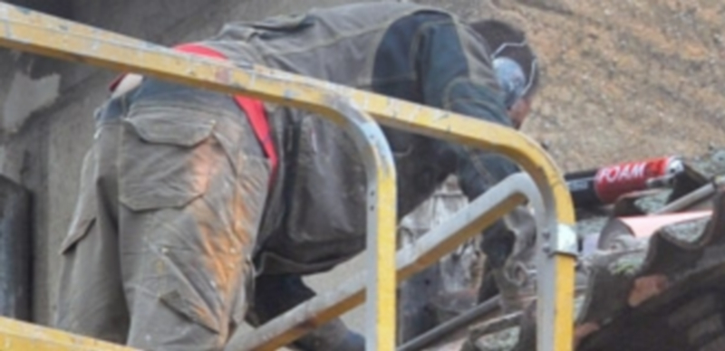 La construcción es el sector en el que más bajó tasa de siniestralidad. / Kamarero