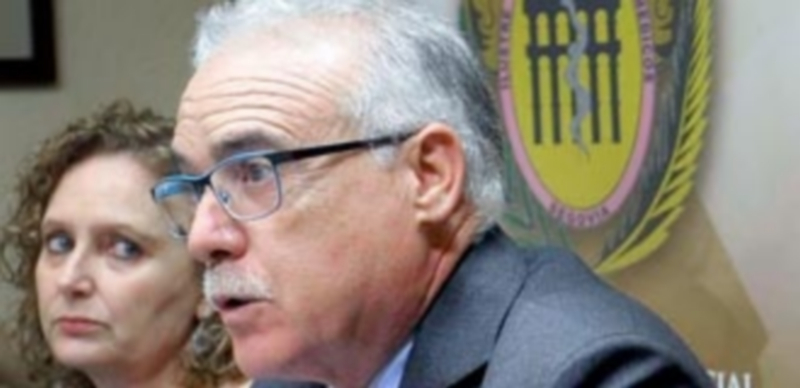 Guilabert en un acto celebrado en el Colegio de Médicos. / KAMARERO