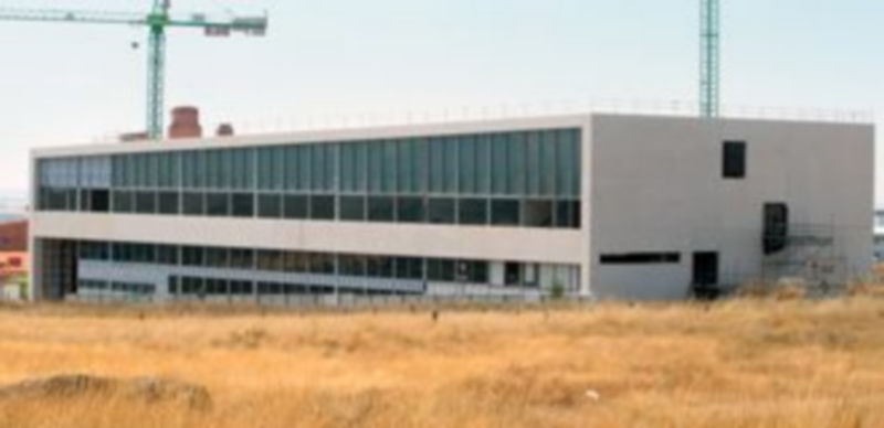 La construcción del Círculo de las Artes y la Tecnología lleva paralizado desde junio. / Lara Mazagatos