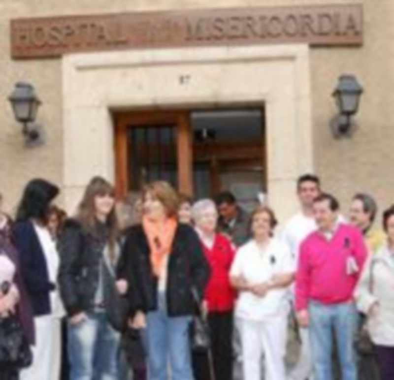 Imagen de una concentración anterior a las puertas del hospital. /A.ALBARRÁN