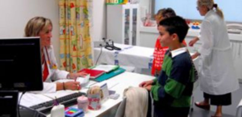 En octubre de 2007 se inauguraron las consultas creadas en la primera fase de construcción del centro de salud./J. Martín