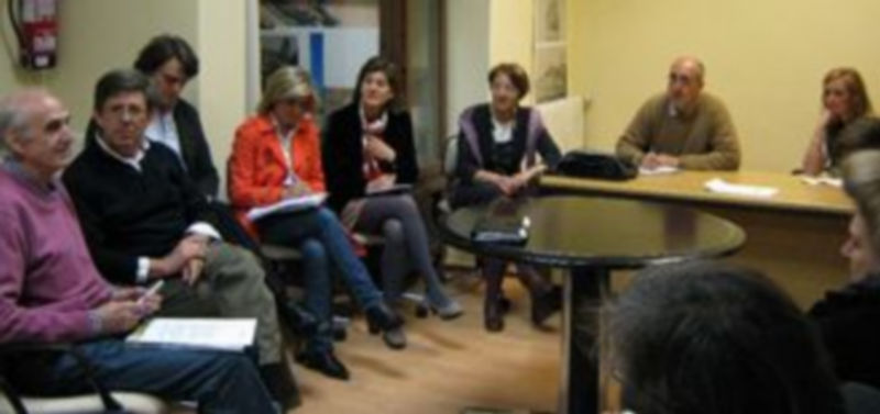 Un momento de la reunión con AVRAS. /EL ADELANTADO