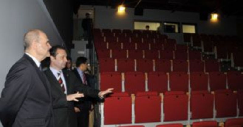 El vicepresidente tercero del Gobierno y el alcalde