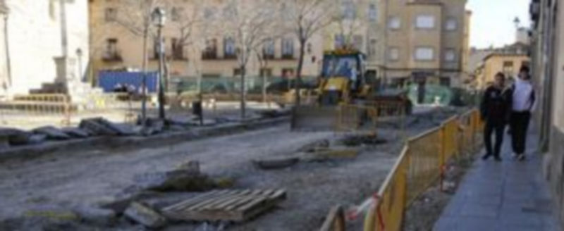 Los trabajos que se están ejecutando han obligado a cortar el tráfico