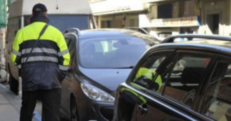 Un controlador de la zona ORA