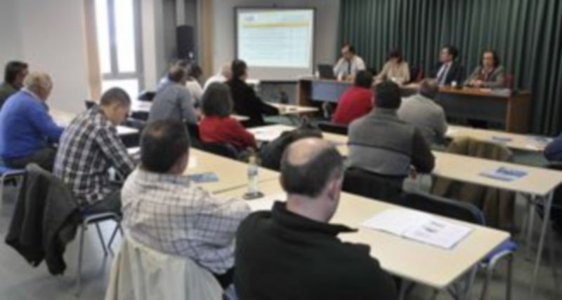 Una imagen de archivo de una reunión de la agrupación de transportistas de Segovia. / Juan Martín