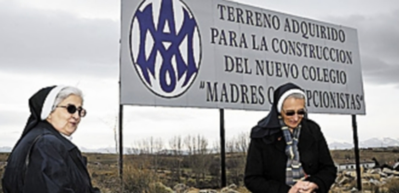 La congregación de las Madres Concepcionistas instaló un cartel