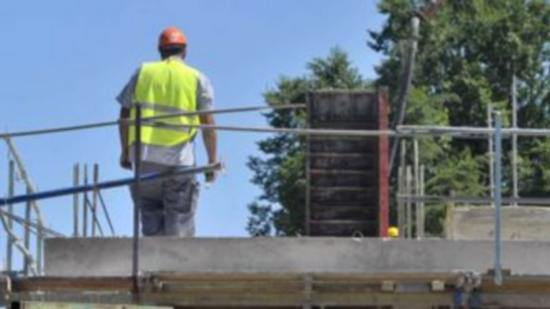 La Tesorería General de la Seguridad Social quiere reducir los tiempos de espera en atención personal. / Kamarero