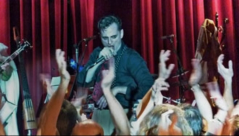 La multitudinaria marcha anual de Apadefim por Segovia. / Juan Martín