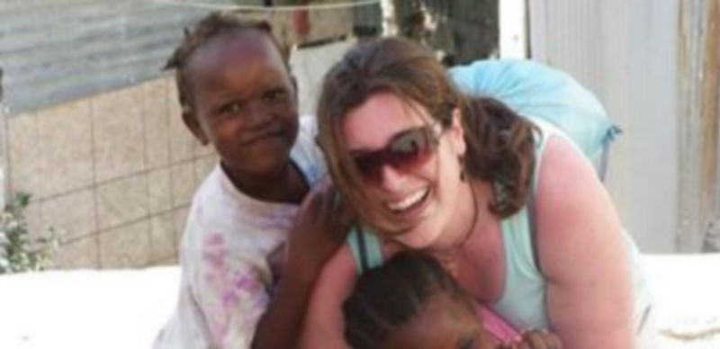 Con un trocito de su corazón en Haití 1 Olga Montesinos ha dejado su trabajo y su vida durante un mes para colaborar en el devastado Haití. / El Adelantado