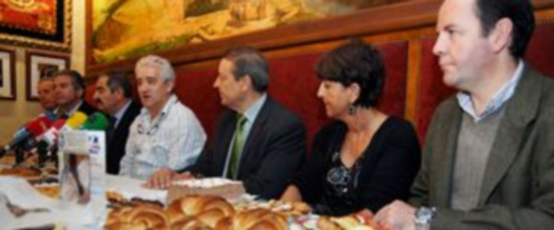 Tras la presentación oficial de la jornada se pudieron degustar distintos pasteles