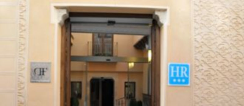 Fachada del nuevo hotel que da a la calle Daoiz / Alberto Benavente