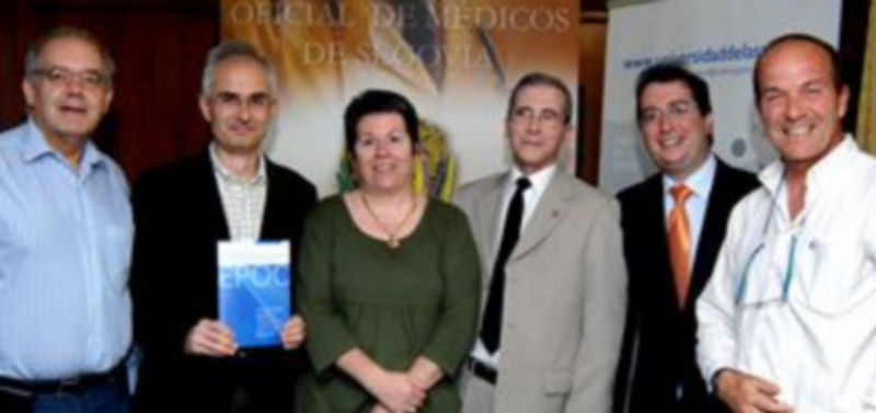 Los médicos que presentaron el documento