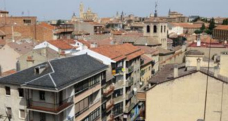 Imagen de archivo del caserío del centro de la capital segoviana. / Juan Martín