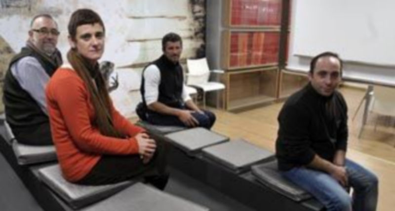 De izquierda a derecha