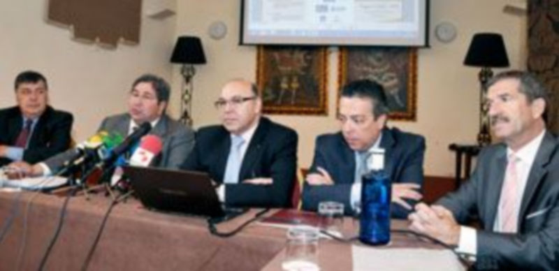 Los organizadores del XV Encuentro presentaron en rueda de prensa los detalles de la jornada. / Juan Martín