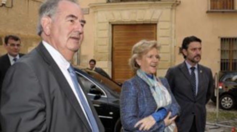 Las administraciones aceptan el 75% de las sugerencias de la Defensora del Pueblo 1 /JUAN MARTÍN