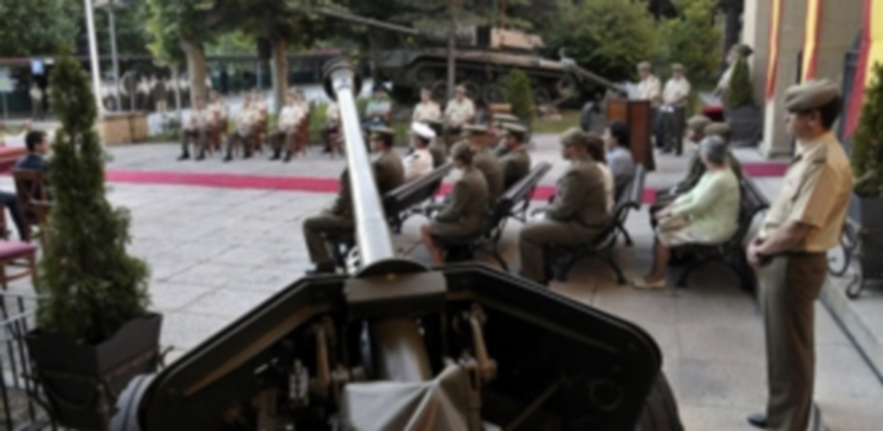 Las autoridades civiles y militares acompañaron al PCMSA en el acto central del ‘Día de la Unidad’