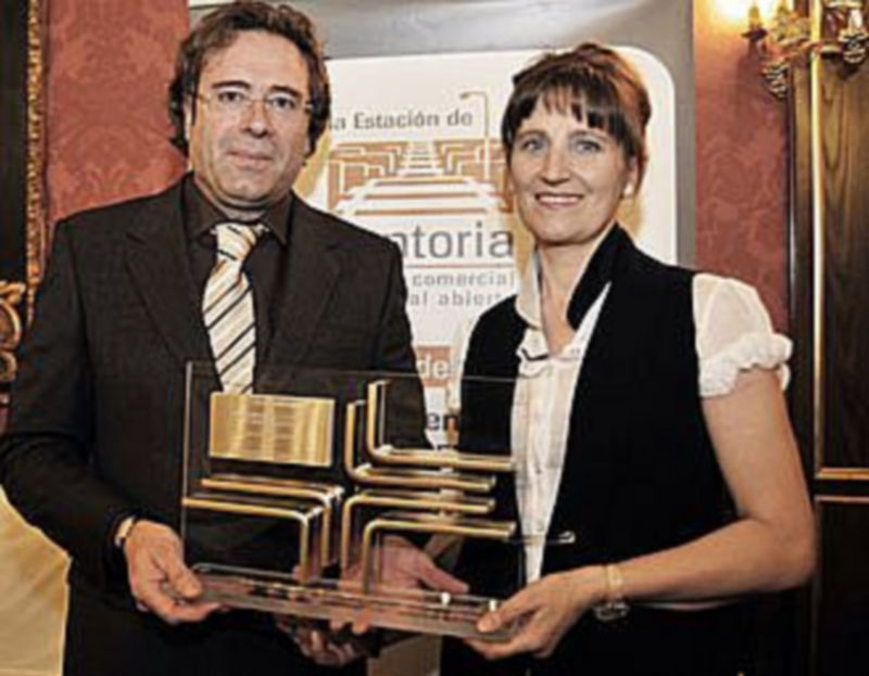 El presidente de AELEH