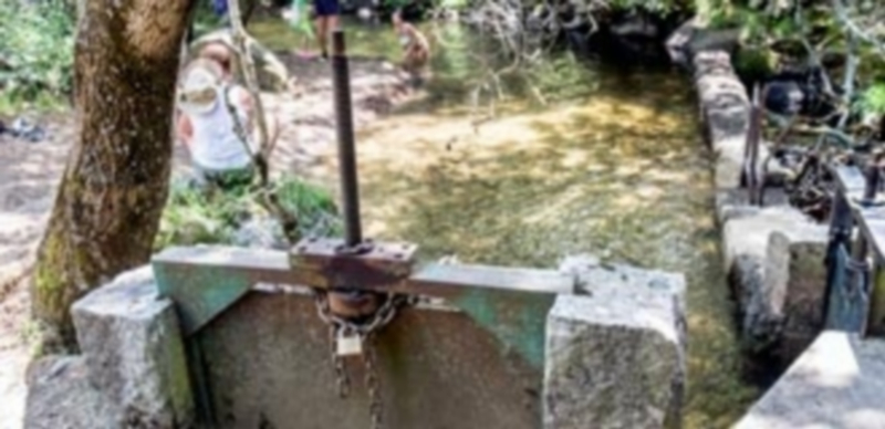 ‘La Atalaya’ pide que se cuadruplique la concesión de agua del Cambrones 1 La cacera del Cambrones abastece a los pueblos del alfoz de Segovia