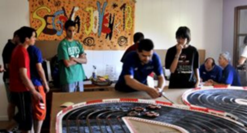 La Casa Joven del Ayuntamiento alberga numerosas actividades y exposiciones dirigidas a la población juvenil./KAMARERO