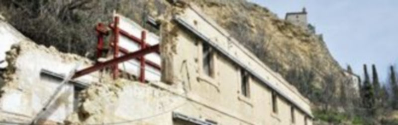 Aspecto que presenta actualmente la Casa Rectoral del Santuario de la Virgen de la Fuencisla. / Kamarero