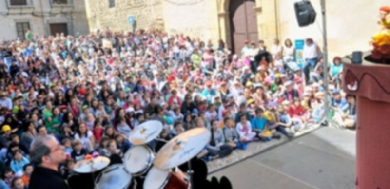 Los títeres volverán a las calles de Segovia del 13 al 17 de mayo en la vigesimo novena edición del festival. / Kamarero