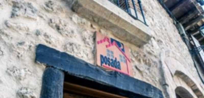 El grado de ocupación de las plazas de turismo rural superó el 43 por ciento durante los fines de semana. / Kamarero