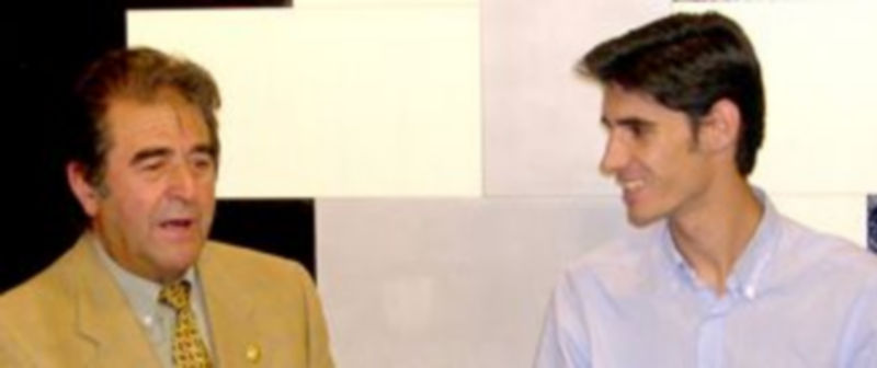 Pablo Pastor entrevistando a Víctor Barrio en la 8 de CYL Televisión. / El Adelantado