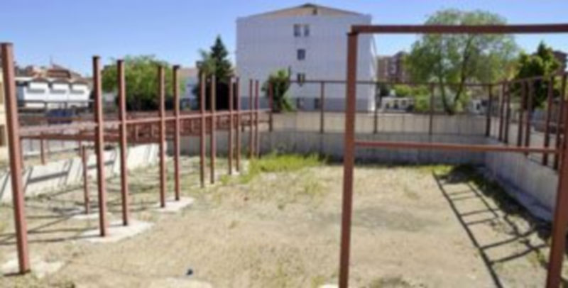 La obra fue paralizada en marzo de 2011