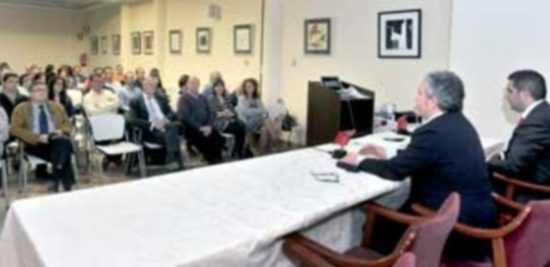 La jornada estuvo dedicada a la Bolsa en el IV Congreso Empresa +Finanzas de la Fundación Caja Rural. / KAMARERO