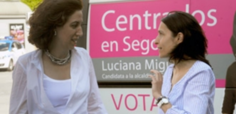 Irene Lozano y Luciana Miguel en un acto electoral. / El Adelantado