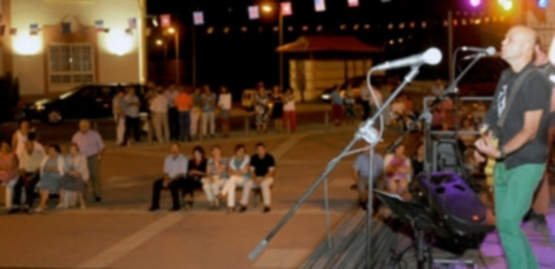 Uno de los conciertos que tuvo lugar en las fiestas del pasado año. / Kamarero