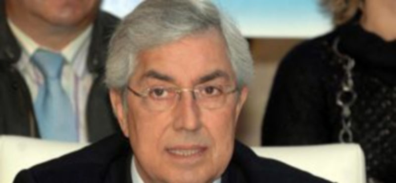 Javier Gómez Darmendrail./Kamarero