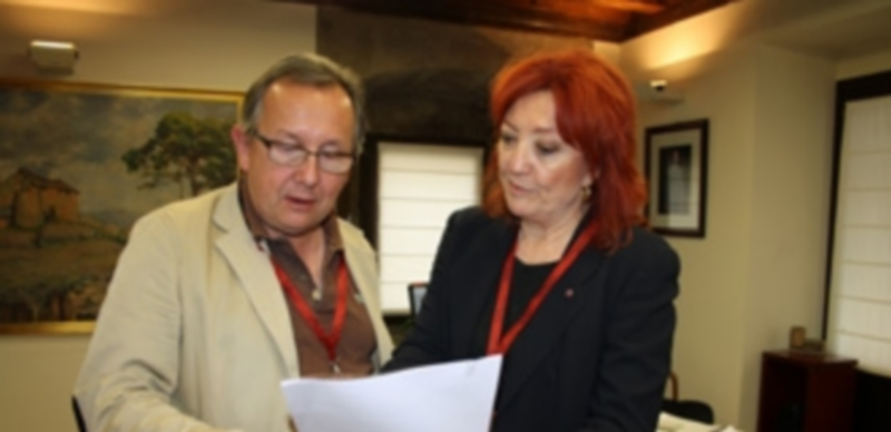 Javier López-Escobar (i.) y Sheila Cremaschi (d.) se reunieron en la Delegación Territorial de la Junta. / EL ADELANTADO