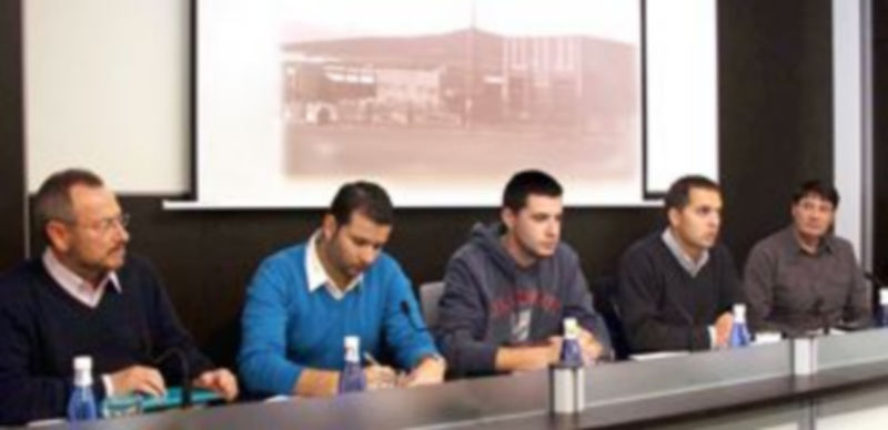 Imagen de la reunión celebrada en la que la Junta Directiva informó de los acuerdos adoptados. / El Adelantado