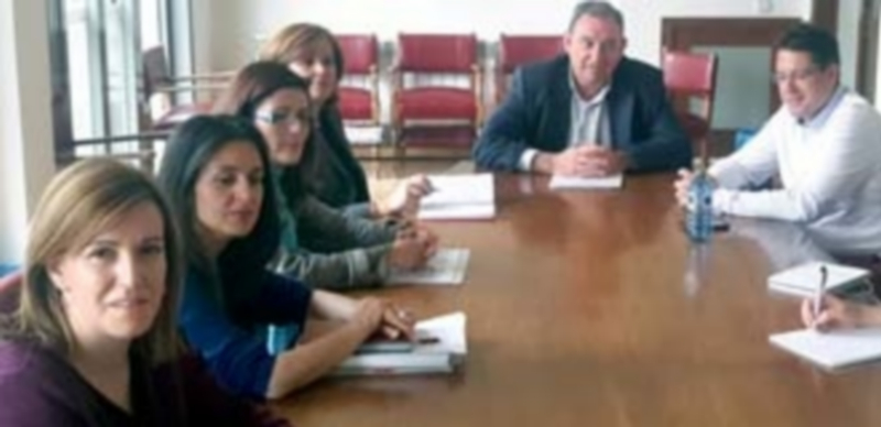 Asistentes a la reunión de la comisión de seguimiento. / El Adelantado