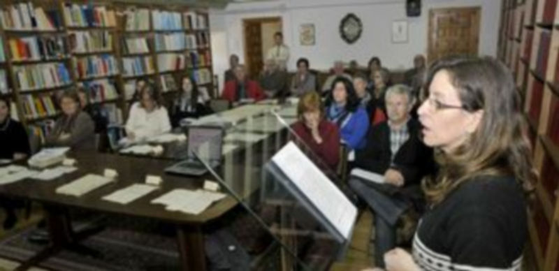La directora técnica del Archivo General Militar de Segovia