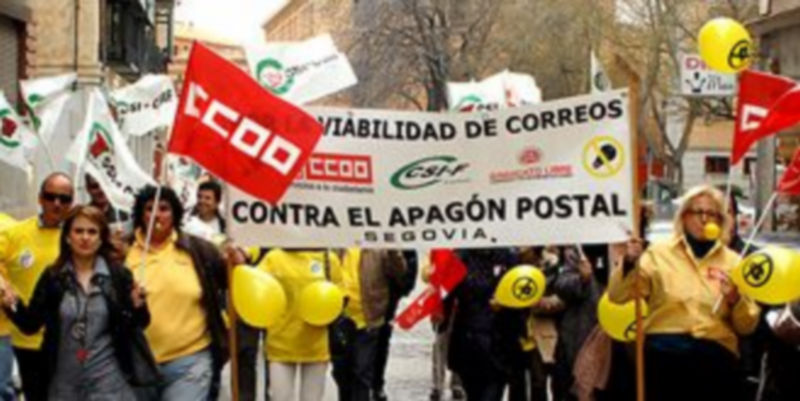 Un momento de la manifestación celebrada ayer en Segovia. /ALBERTO BENAVENTE