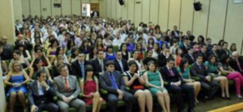 Los alumnos de Administración y Dirección de Empresas