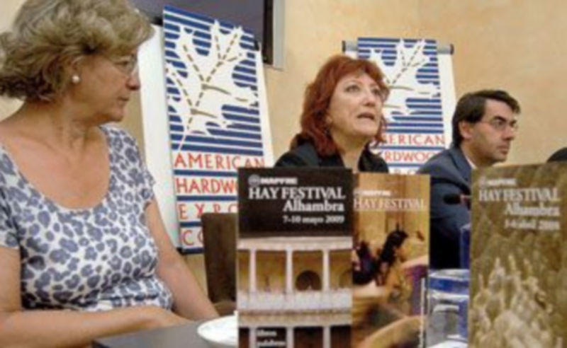 De izquierda a derecha: María Victoria Armentia