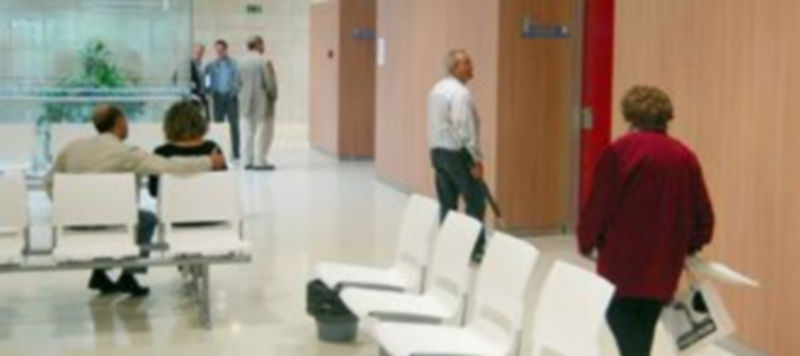 La tranquilidad que había generado en las consultas la ausencia de casos de gripe ha sido rota por un virus intestinal./J. Martin