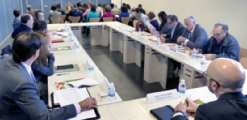 Imagen de una de las mesas celebradas ayer en el Vicam