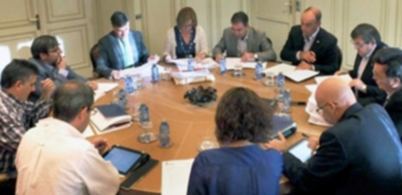 Los diputados provinciales se reunieron ayer por la mañana