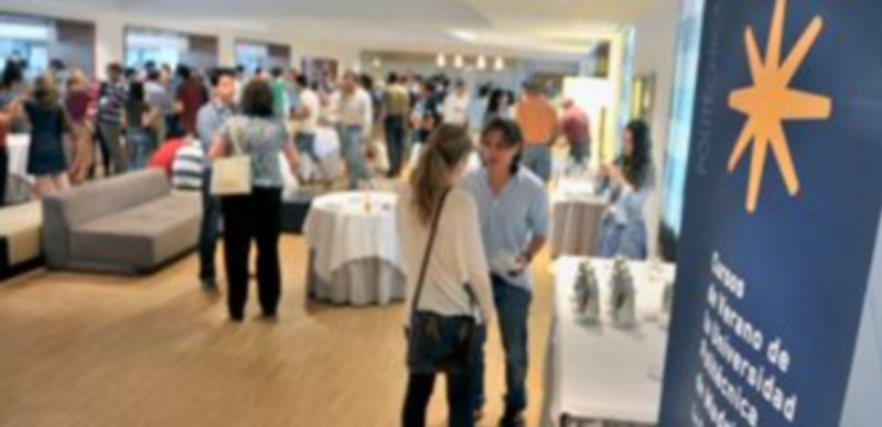 La Universidad Politécnica de Madrid convierte al Real Sitio de San Ildefonso en un Campus de Verano. / Kamarero