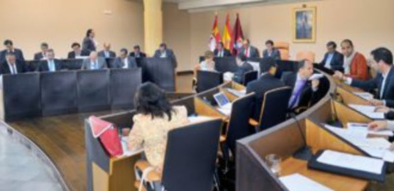 Un momento del pleno de la Diputación celebrado ayer