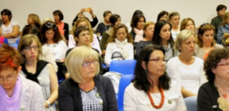 Las ponencias y mesa de trabajo se desarrollan en el Centro Cultural de San José. / KAMARERO
