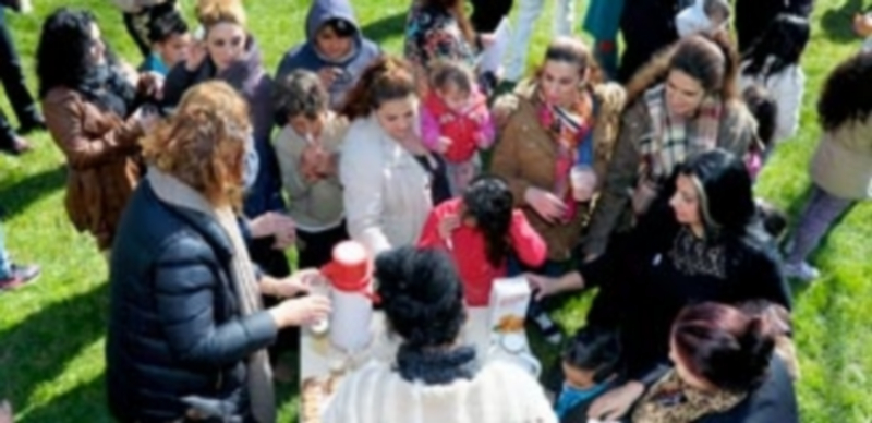 Los dulces y las bebidas sirvieron para compartir una bonita tarde primaveral de celebración. / Fotos: Kamarero