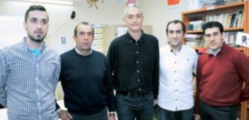 Padres y profesores de alumnos del colegio Villalpando presentaron la Carrera Escolar de Navidad. / KAMARERO